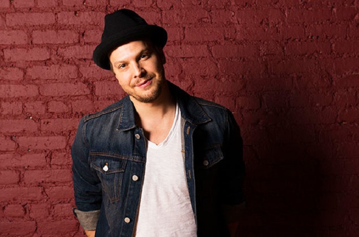 Gavin DeGraw is an American singer and songwriter